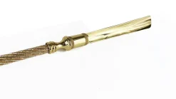 Elegante calzascarpe tempestato di migliaia di cristalli