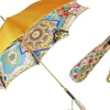 Ombrello azzurro fine ed elegante