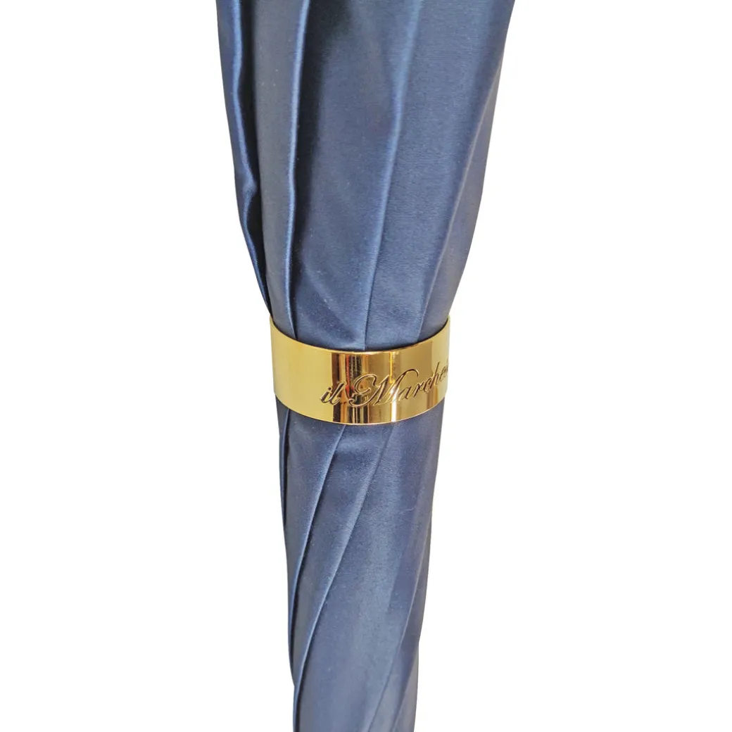 Ombrello azzurro fine ed elegante