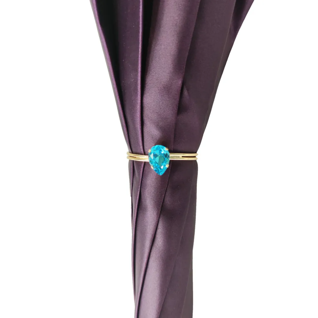 Ombrello azzurro fine ed elegante