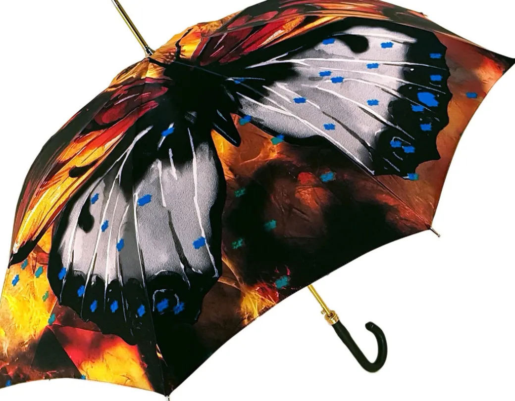 Ombrello dipinto con farfalla grande